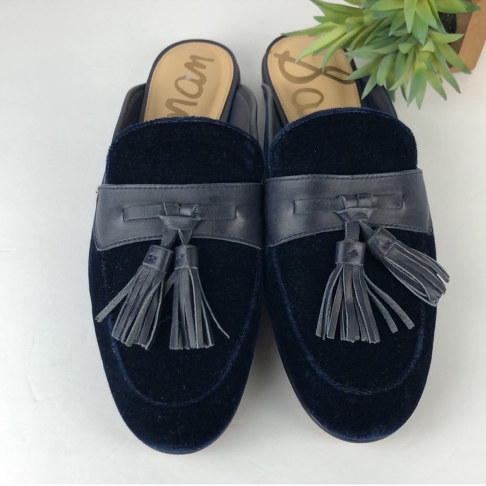 New Sam Edelman Dark Navy Leather Loafers Slip On Low Heel Tasseled Size 6 - Picture 2 of 14